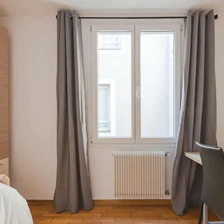 Hurban Barriera * ترييستي